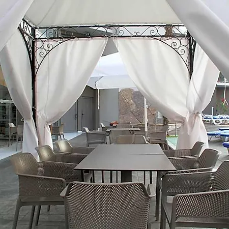 فندق Smartline Meridian