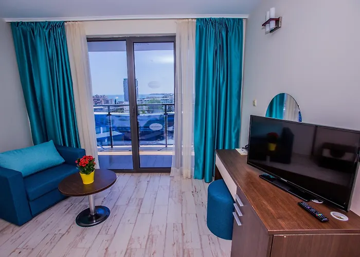 Отель Smartline Meridian Солнечный берег