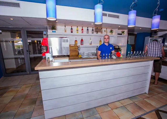 Отель Smartline Meridian