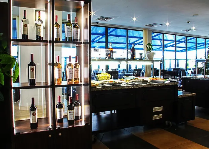 Отель Smartline Meridian Солнечный берег