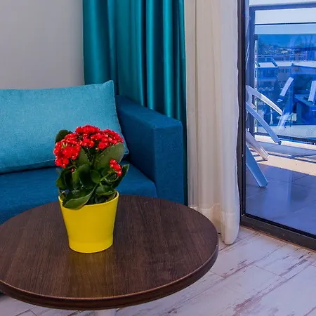 Smartline Meridian Hotel Slantschew brjag